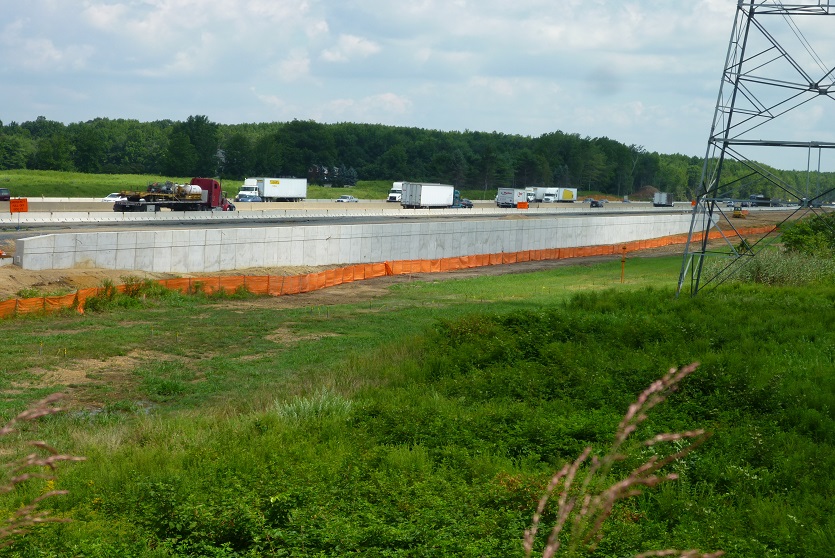 Precast concrete barriers and walls; Piano Wall is a safety barrier and retaining wall composite solution