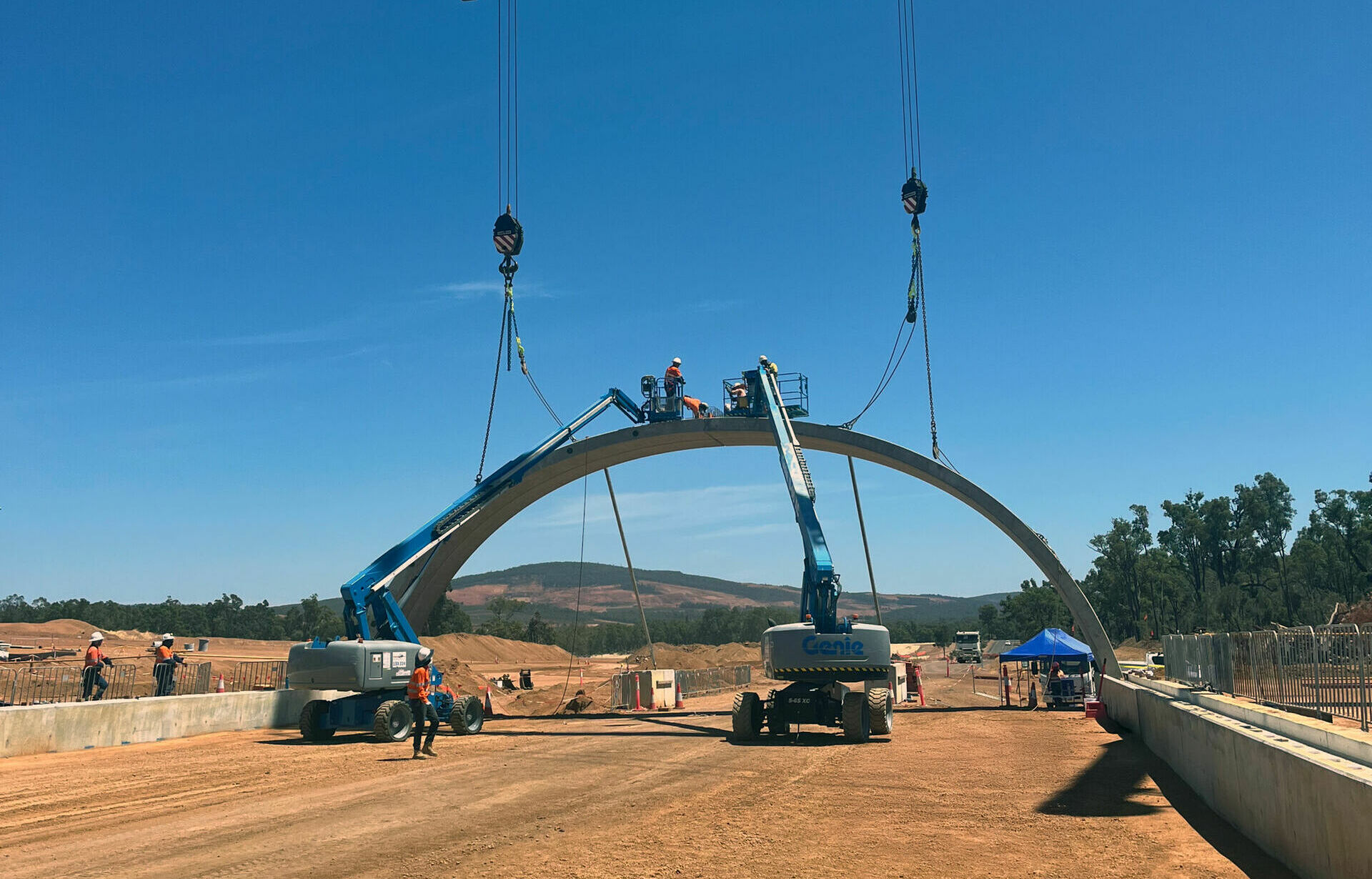 The largest precast concreet arch in the Southern Hemisphere installed as a bridge at a mine site in Western Australia