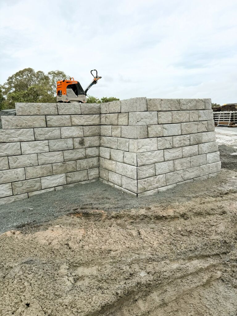 IModular retaining walls housing developments & public infrastructureMG_0093 Retaining walls for housing developments and public infrastructure modular system