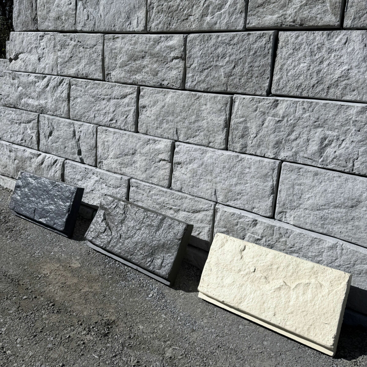 Coloured modular concrete block retaining wall TerraStack Coloured modular concrete block retaining wall TerraStack